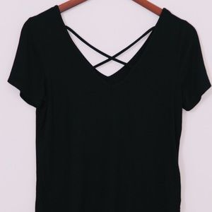 Black t-shirt with chest detail